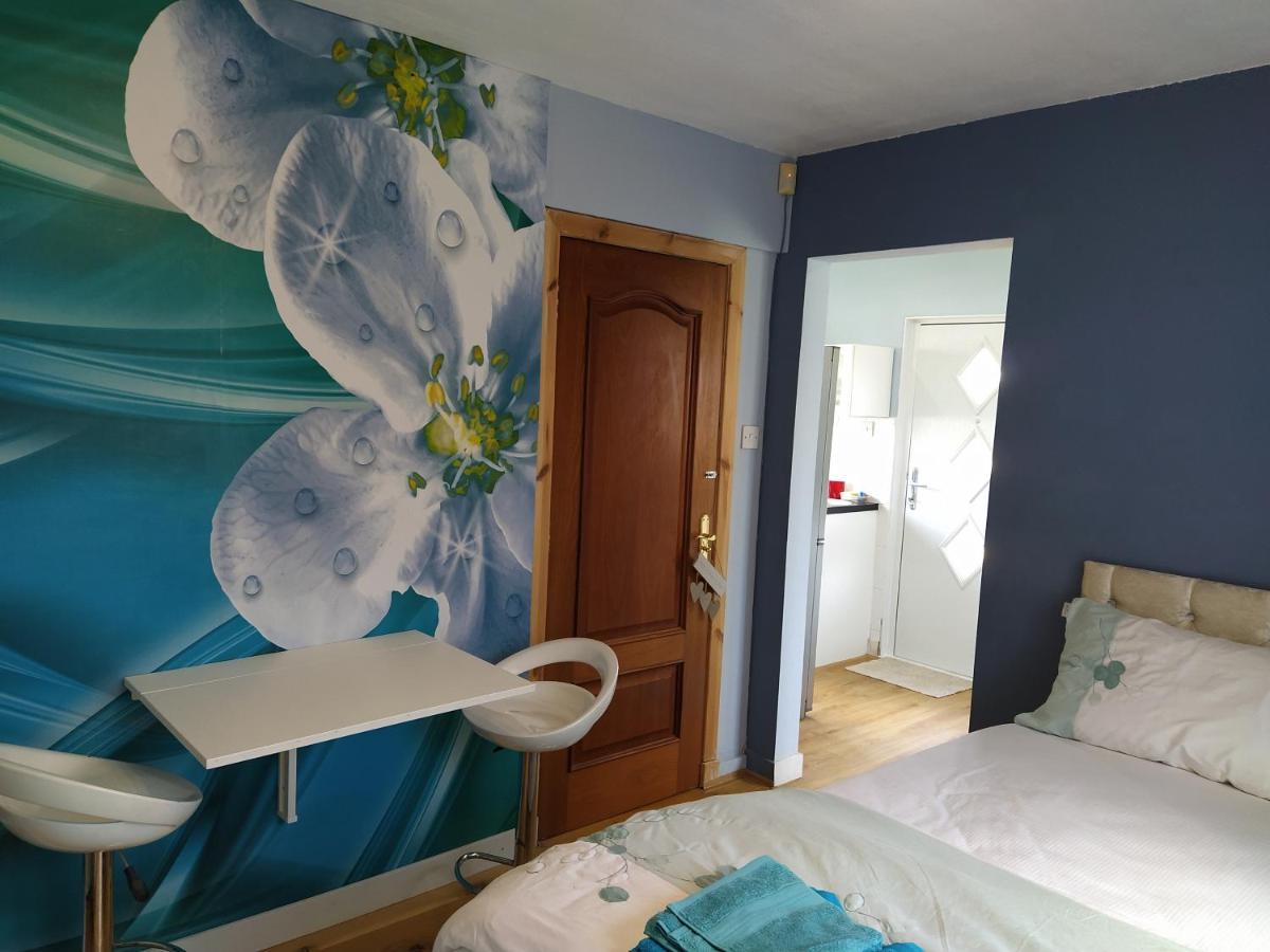 エディンバラSelf Catering Studio Flatアパートメント エクステリア 写真