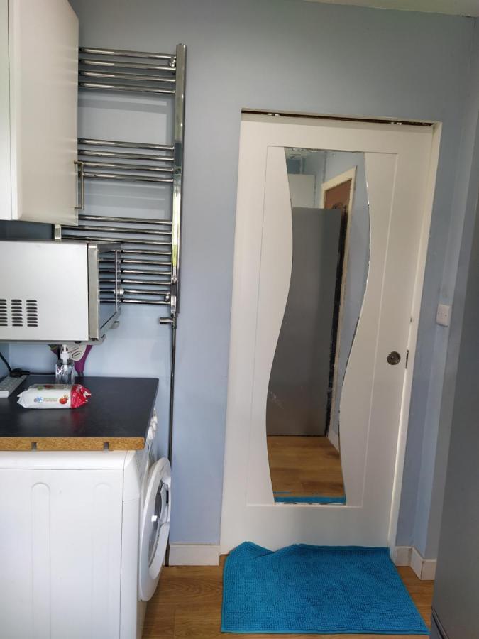 エディンバラSelf Catering Studio Flatアパートメント エクステリア 写真